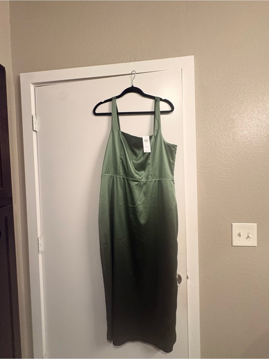Abercrombie & Fitch Dresses & Skirts - Abercrombie & Fitch Olive Satin Midi Slip Dress